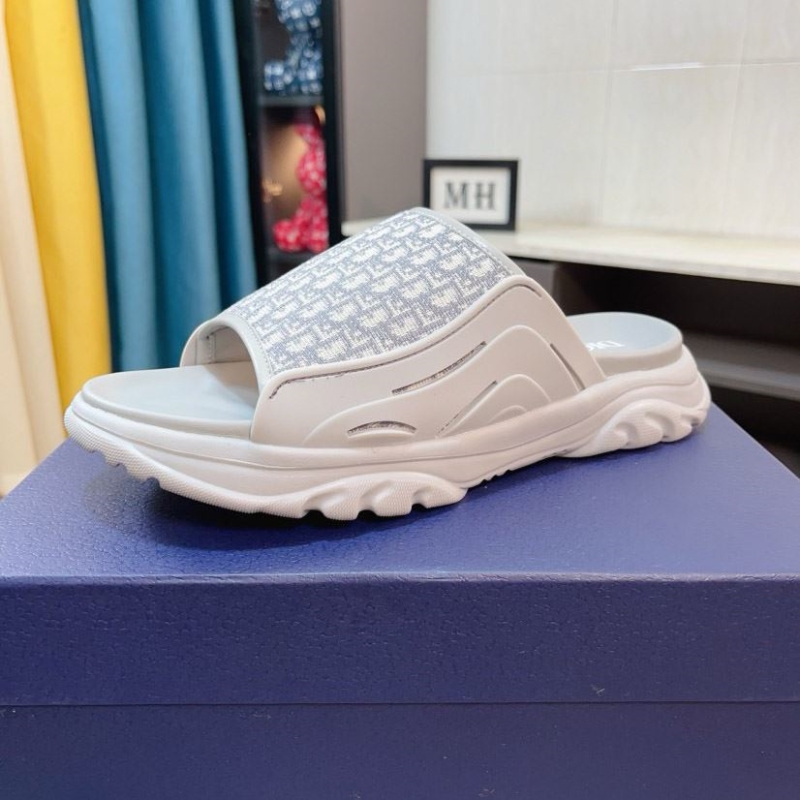 ch**an D*or slippers
